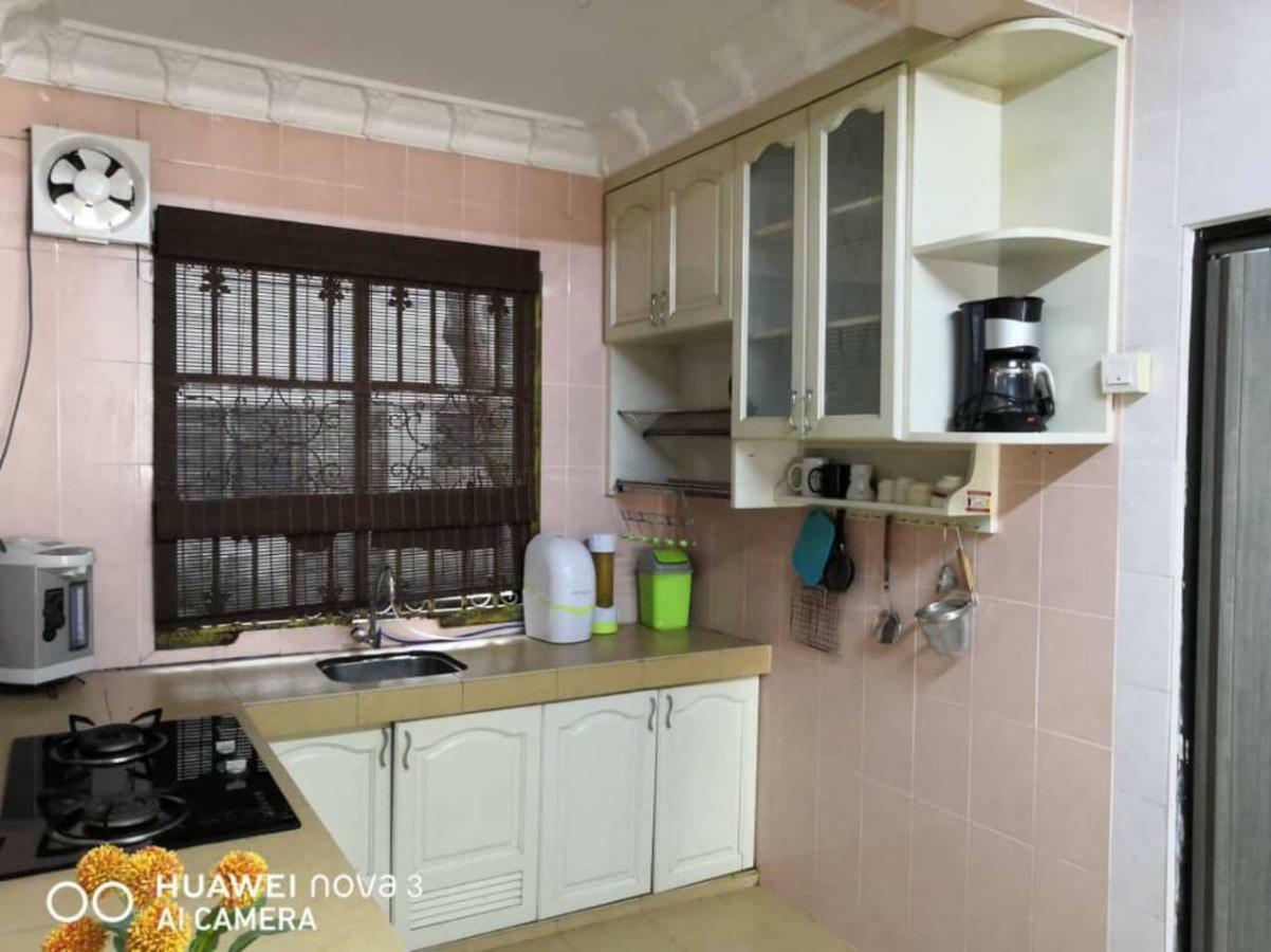 Ibu Home-To-Stay 巴西古丹 外观 照片